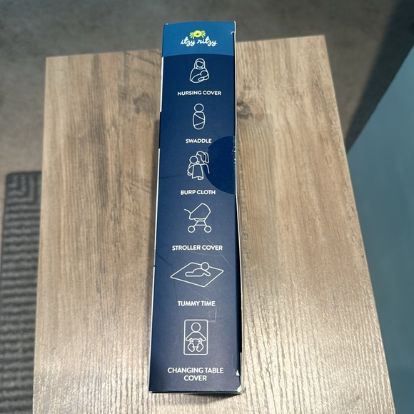 Itzy Ritzy Breastfeeding Boss (Multi Use Blanket and nursing cover) + Soothies - Picture 5 of 8